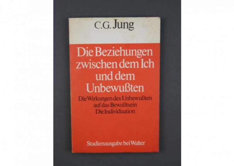 Bibliothèque de Rolland Cahen (traducteur de Jung) :
Die beziehungen zwischen dem Ich und dem Unbewusten